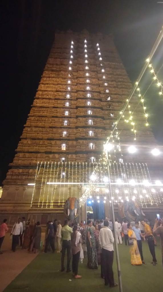 Murudeshwar temple at night