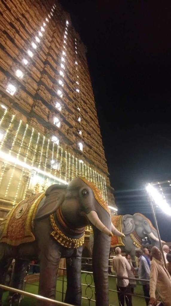 Murudeshwar temple at night