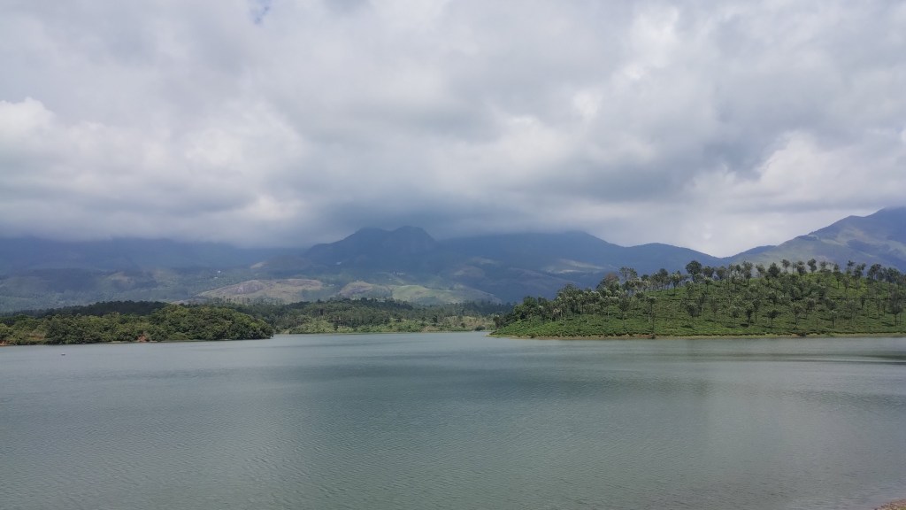 Anayirankal Dam Reservoir Munnar