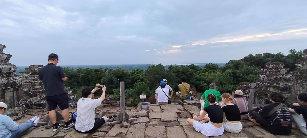 Phnom Bakheng, Angkor Wat Heritage Site, Siem Reap, Cambodia