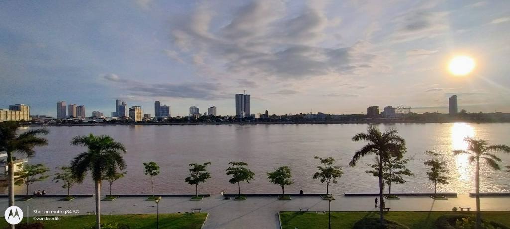 Sunrise from Onederz Phnom Penh