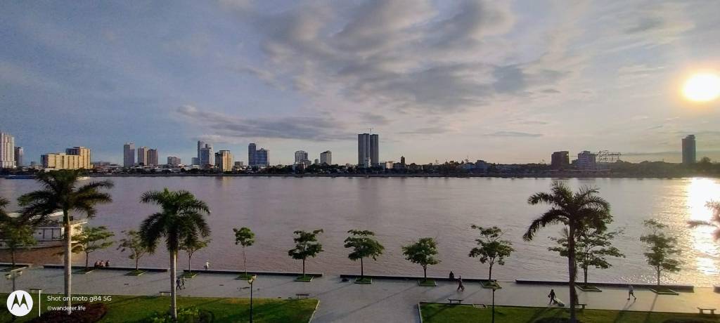 Sunrise from Onederz Phnom Penh