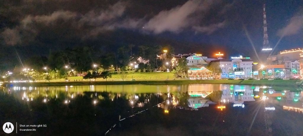 Xuan Houng Lake, da lat, vietnam