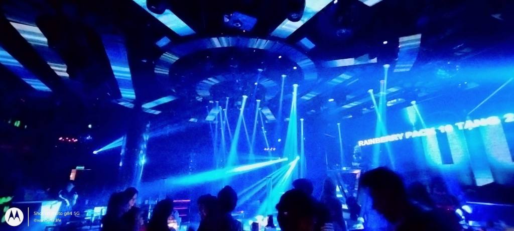 Rain Nightclub, da lat, vietnam