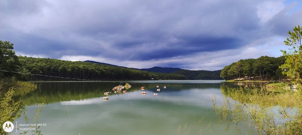 Tuyem Lam Lake, da lat, vietnam