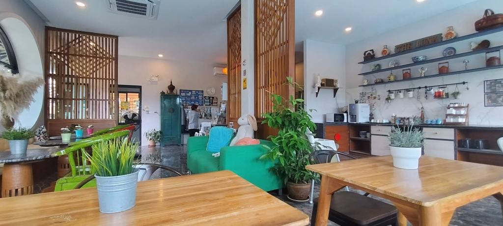 Luna Hostel Phuket