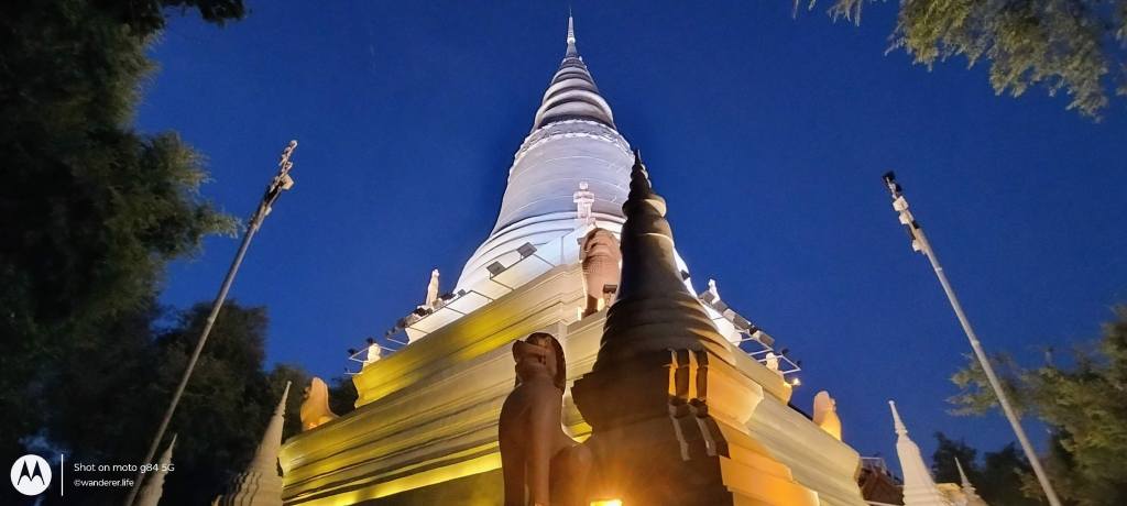 Wat Phnom Daun Penh, Phnom Penh, cambodia