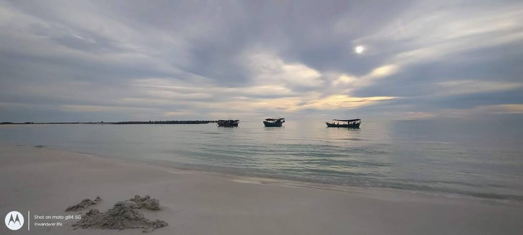 Long Beach, Koh Rong, cambodia