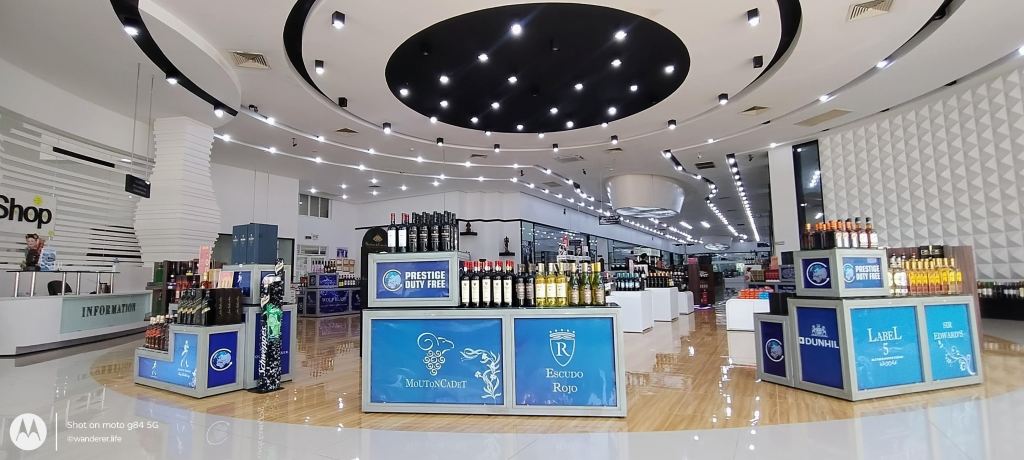 bavet moc bai border cambodia vietnam