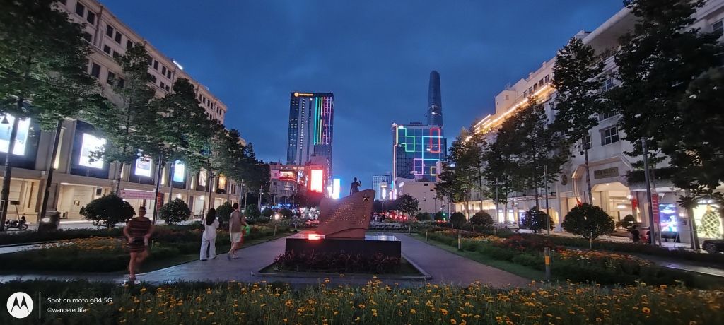 Walking street, central post office, Ho chi minh city, saigon, vietnam