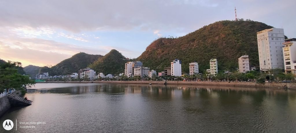 cat ba, vietnam
