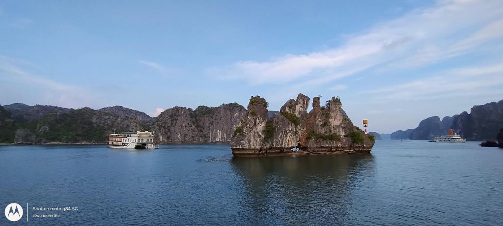 han la bay, cat ba, vietnam